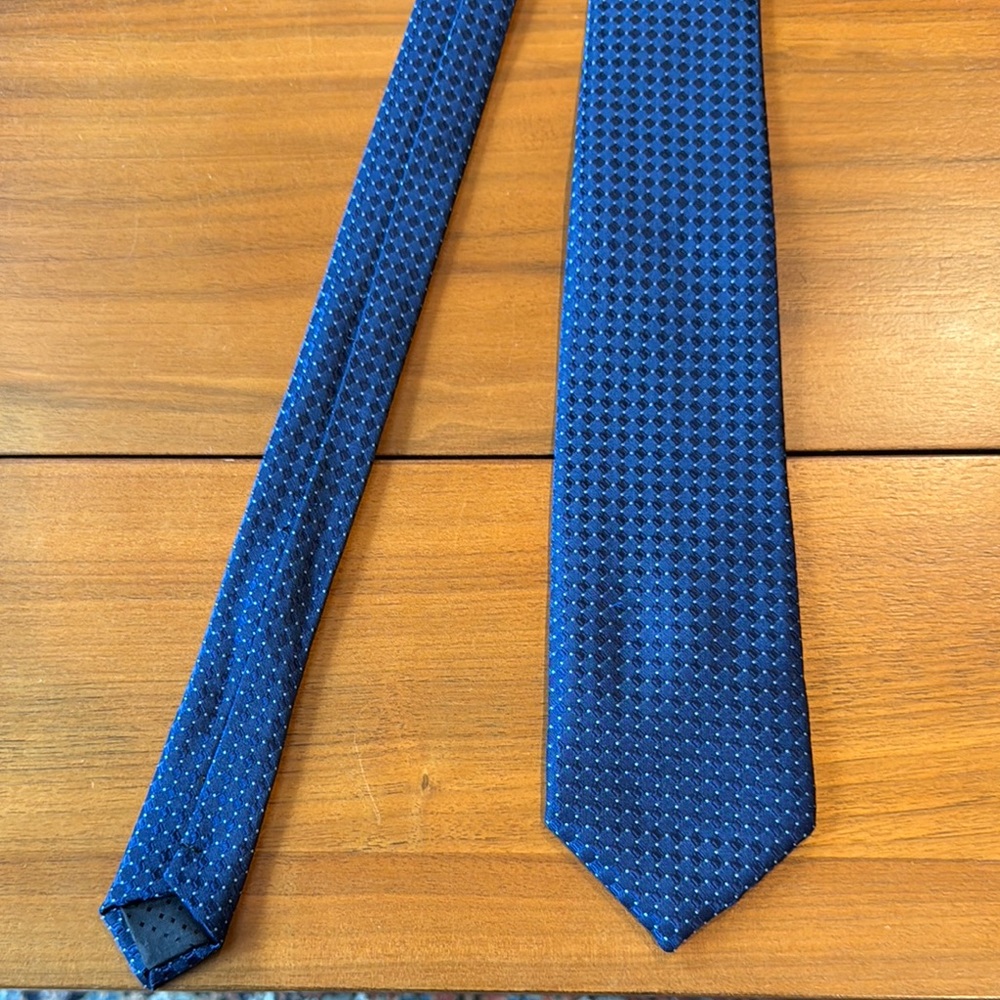 Classic Blue Silk Ties with Textured Patterns